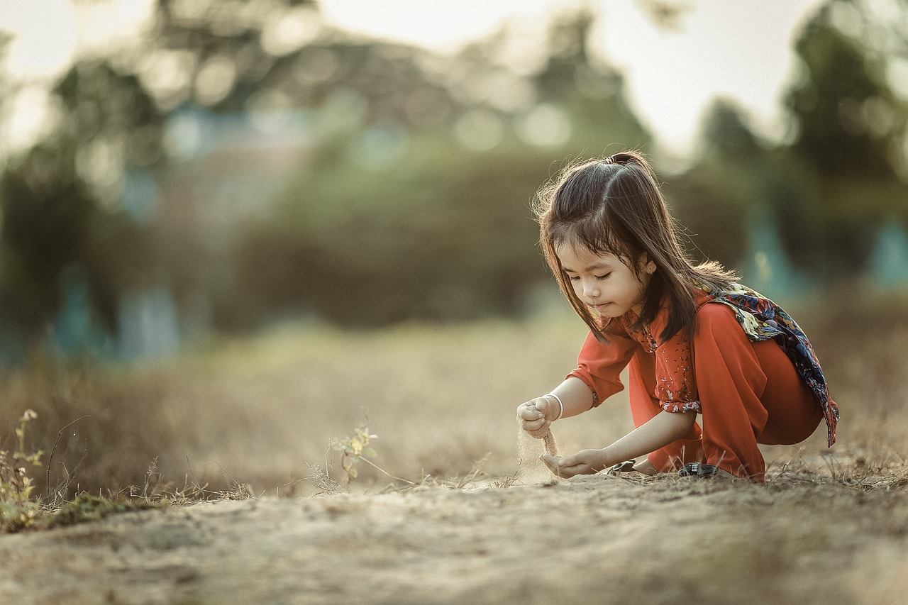 疑遭教官侵犯的14岁少女，父亲愤怒发声